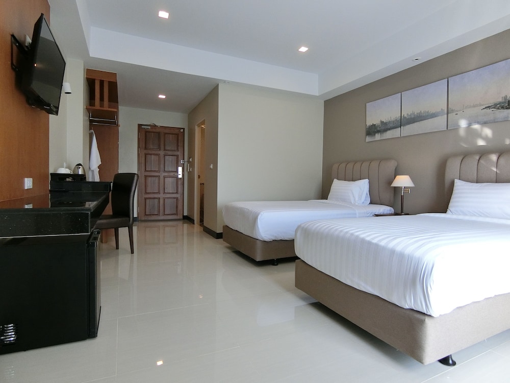 Golden Foyer Suvarnabhumi Airport Hotel 14/50