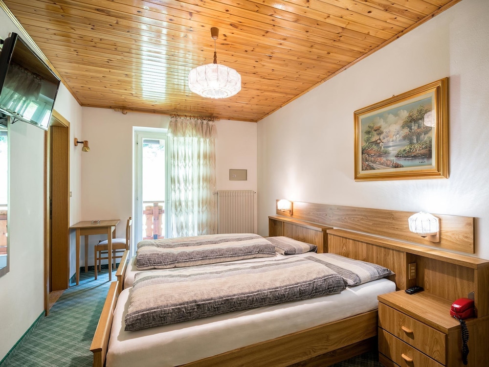 ALBERGO PANORAMA 9/30