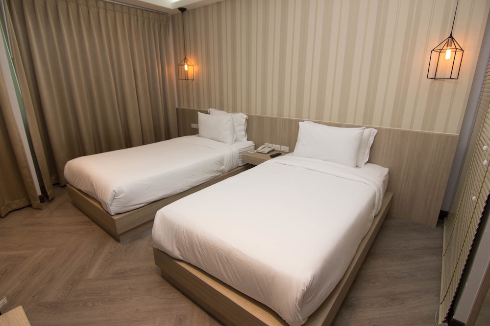 168 Studio Hotel Ubon Ratchathani 24/48