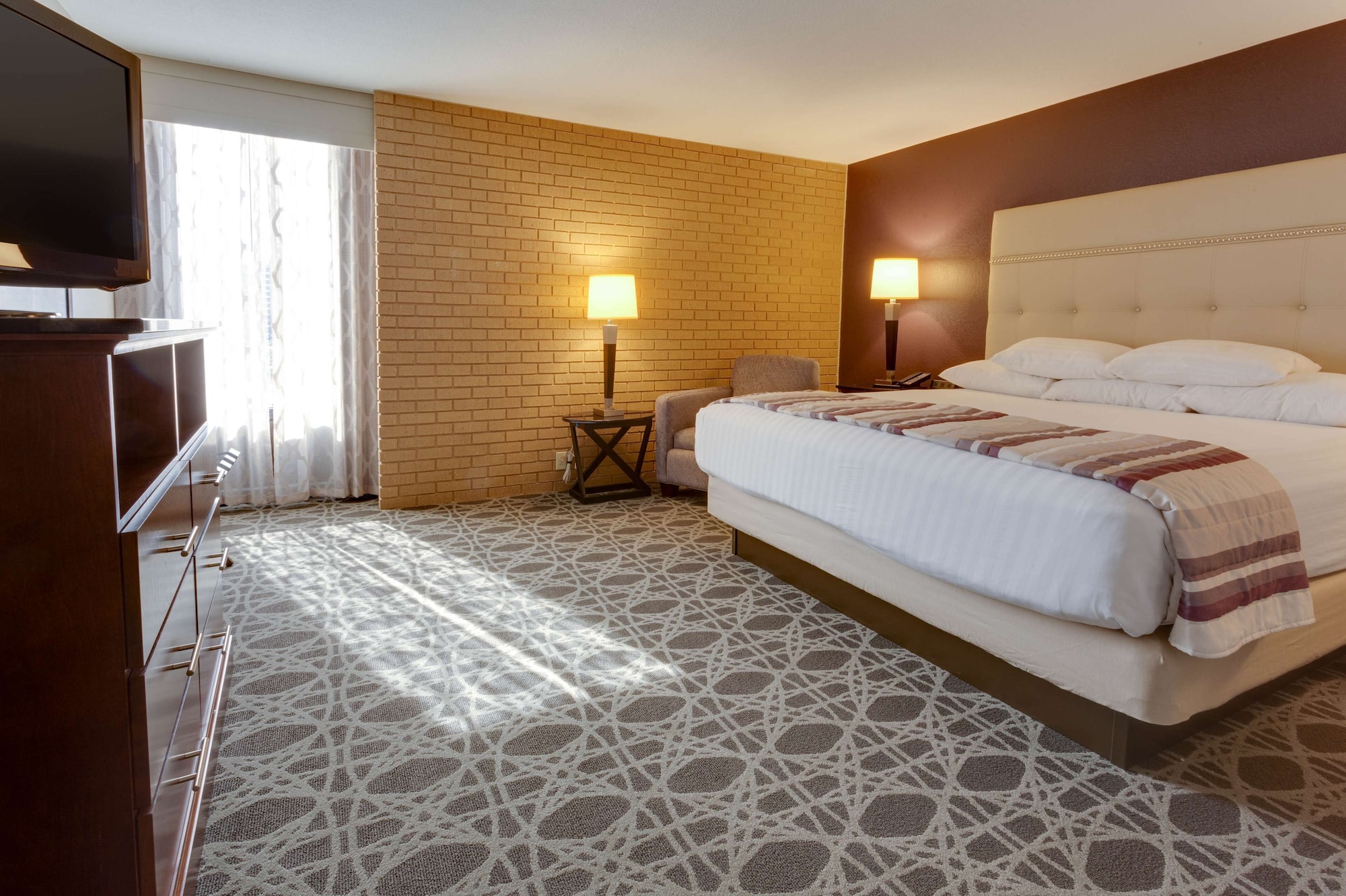 2 Rooms, Suite, King Bed, Sofa, Large, Up Floor