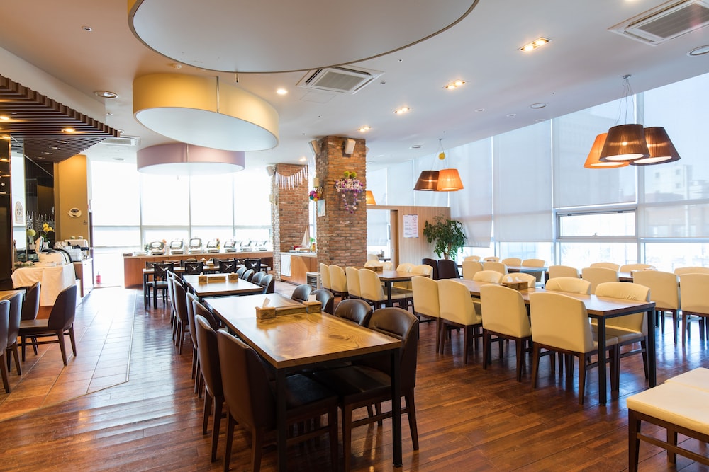 ROSANA BOUTIQUE HOTEL 46/62