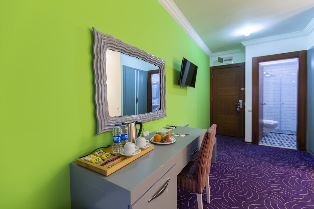 Mene City Hotel 56/70