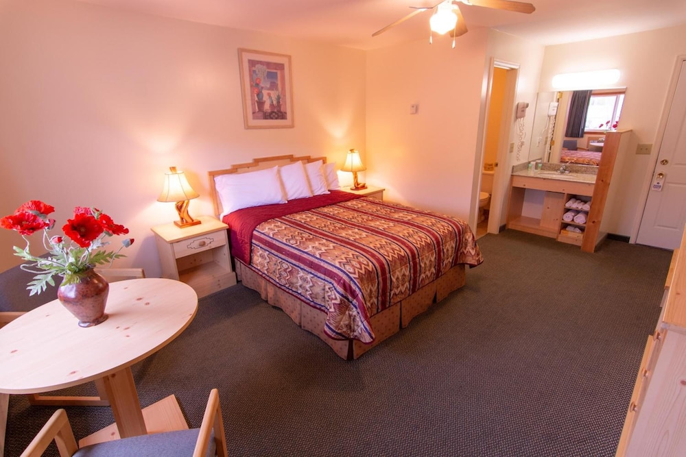 Spirit Lake Lodge and Snowmobile Rentals 12/63
