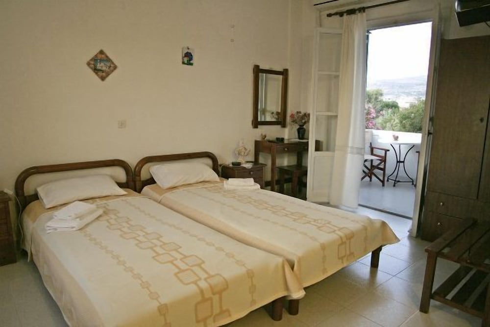 2 BEDROOMS, APARTMENT, SEA VIEW