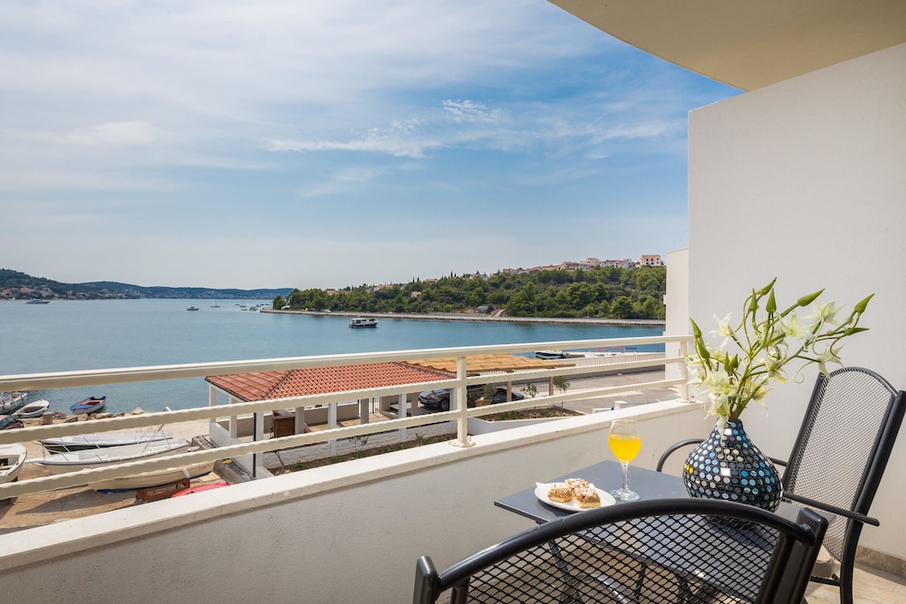Hotel Perla 37/50