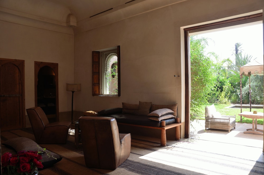 Ksar Char Bagh 60/85