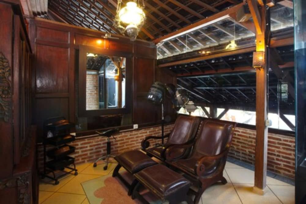 PUTU BALI VILLA & SPA(KT) 36/52