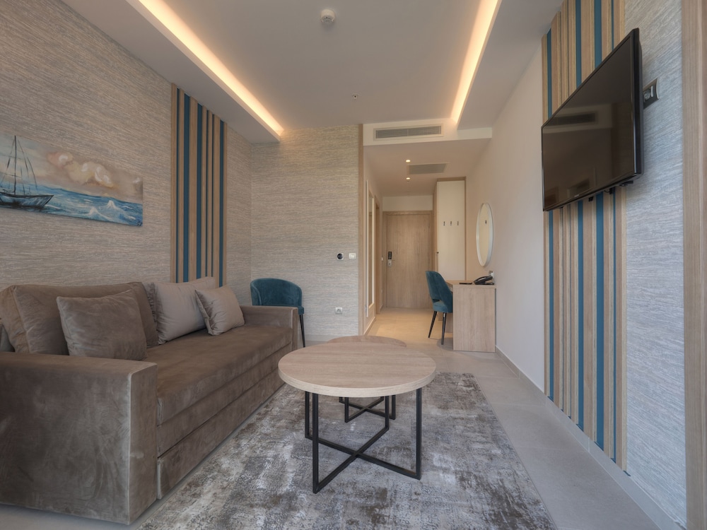 Hotel Montenegro Beach Resort 53/81
