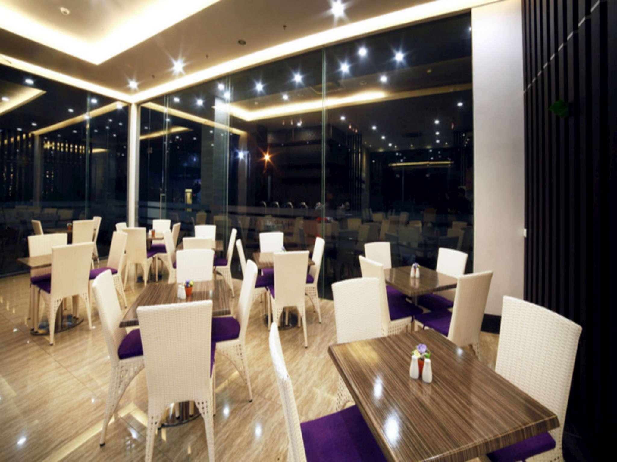 Harmoni Hotel Tasikmalaya 13/18