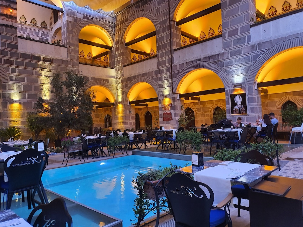 Kanuni Kervansaray Historical Hotel 20/32