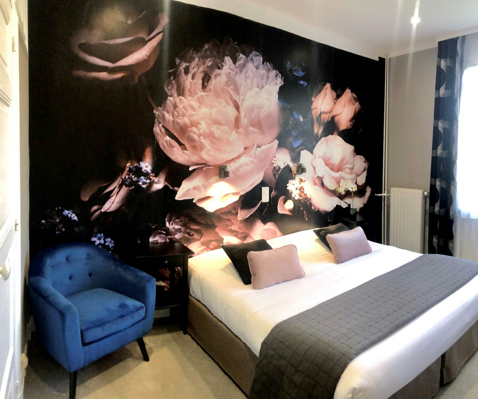 Le Grand Hotel de L Esperance 44/52