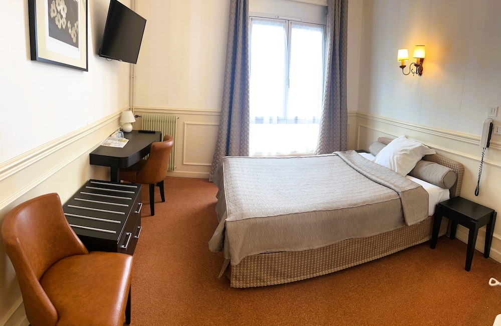 Hostellerie des Trois Pigeons, Paray-le-Monial 19/64