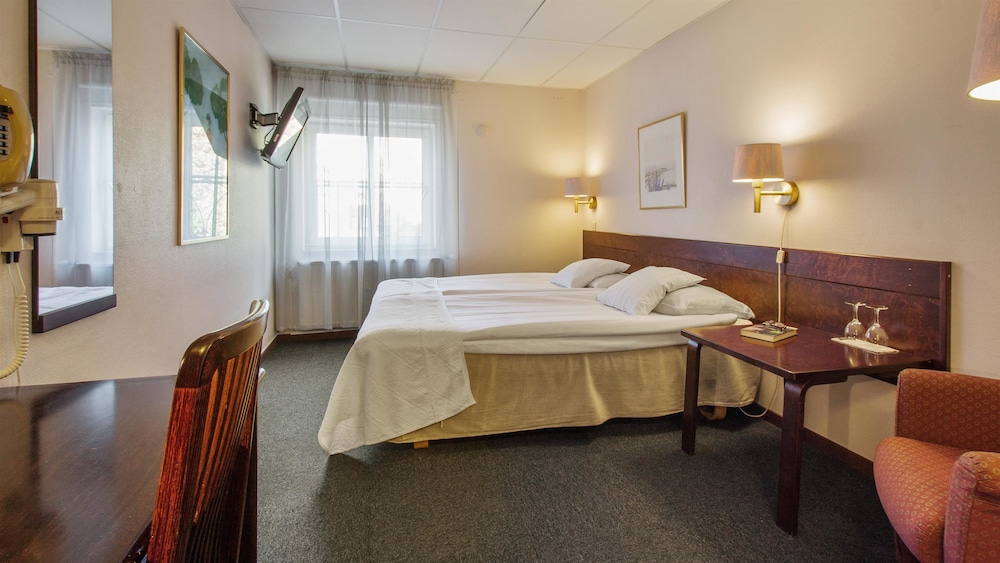 Best Western Strand Hotel 28/60