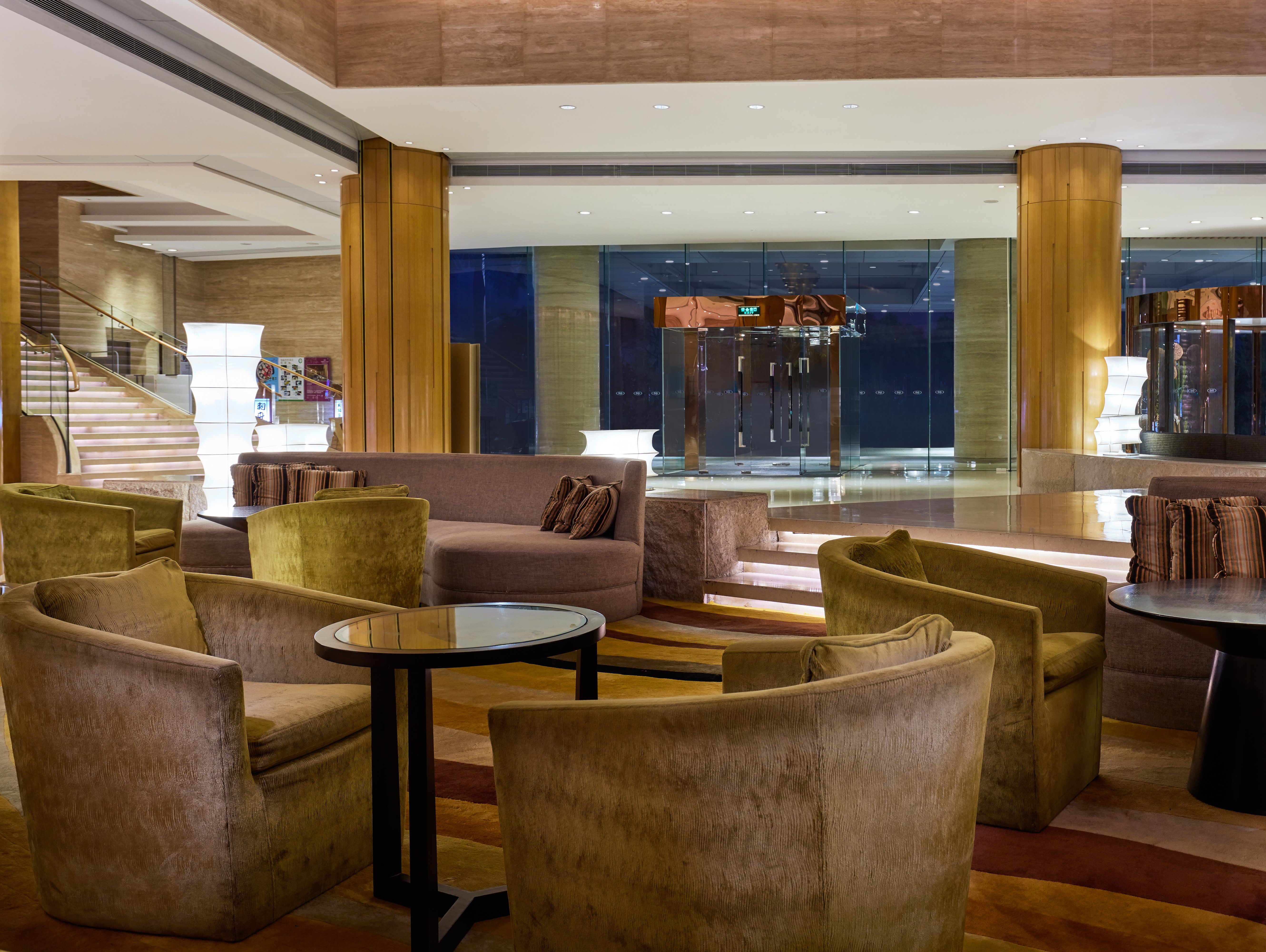 Crowne Plaza Zhongshan Wing on City 27/50