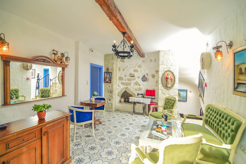 Alacati Asmali Konak Hotel 32/50
