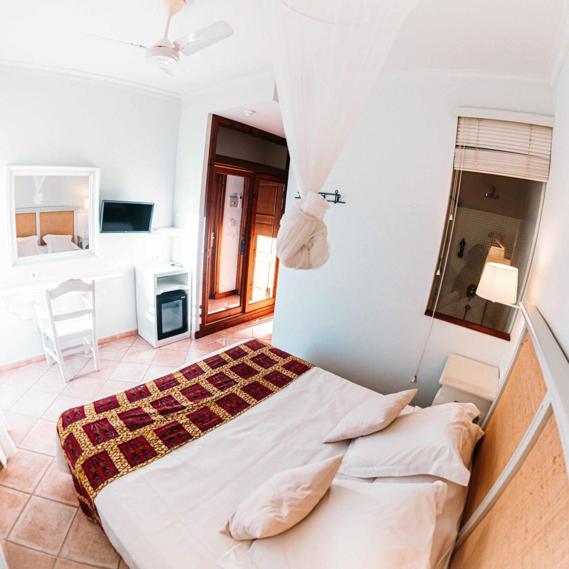 HOSTAL LA SAVINA 17/58