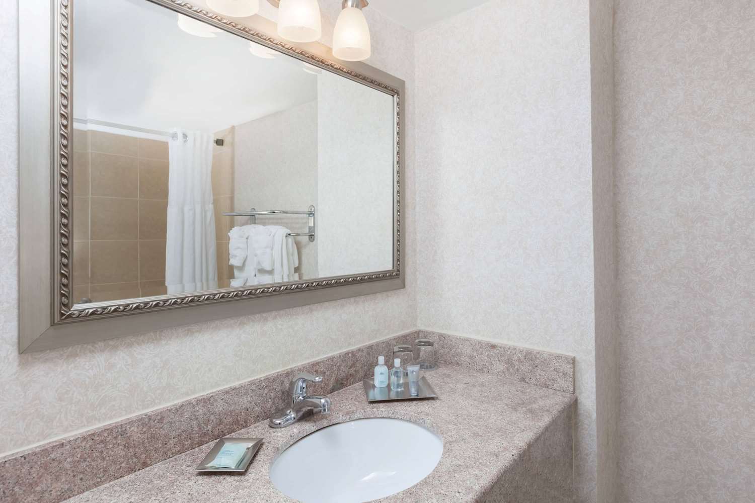Wyndham Virginia Beach Oceanfront 63/64