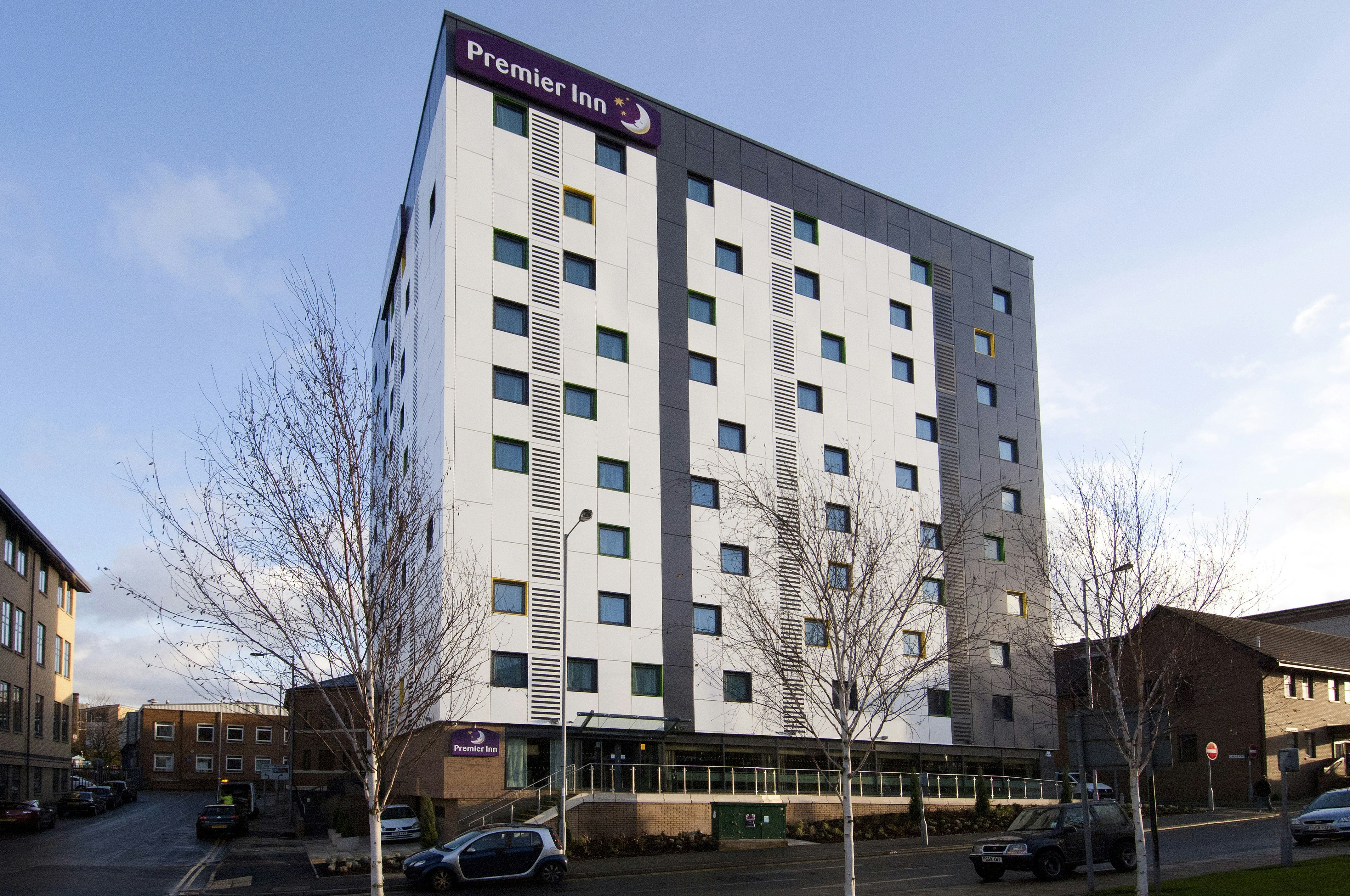 Premier Inn Bradford Central 6/50