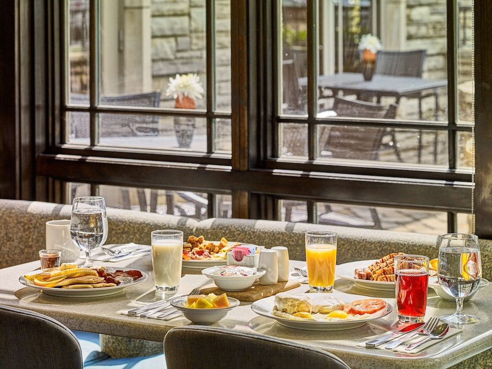 Hilton Garden Inn Gatlinburg 56/70