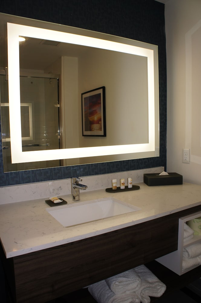 La Quinta Inn & Suites by Wyndham Texas City I 45 24/59