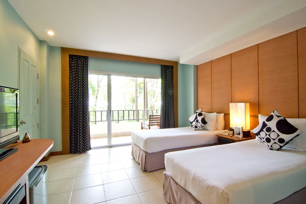 The Green Park Resort 27/65