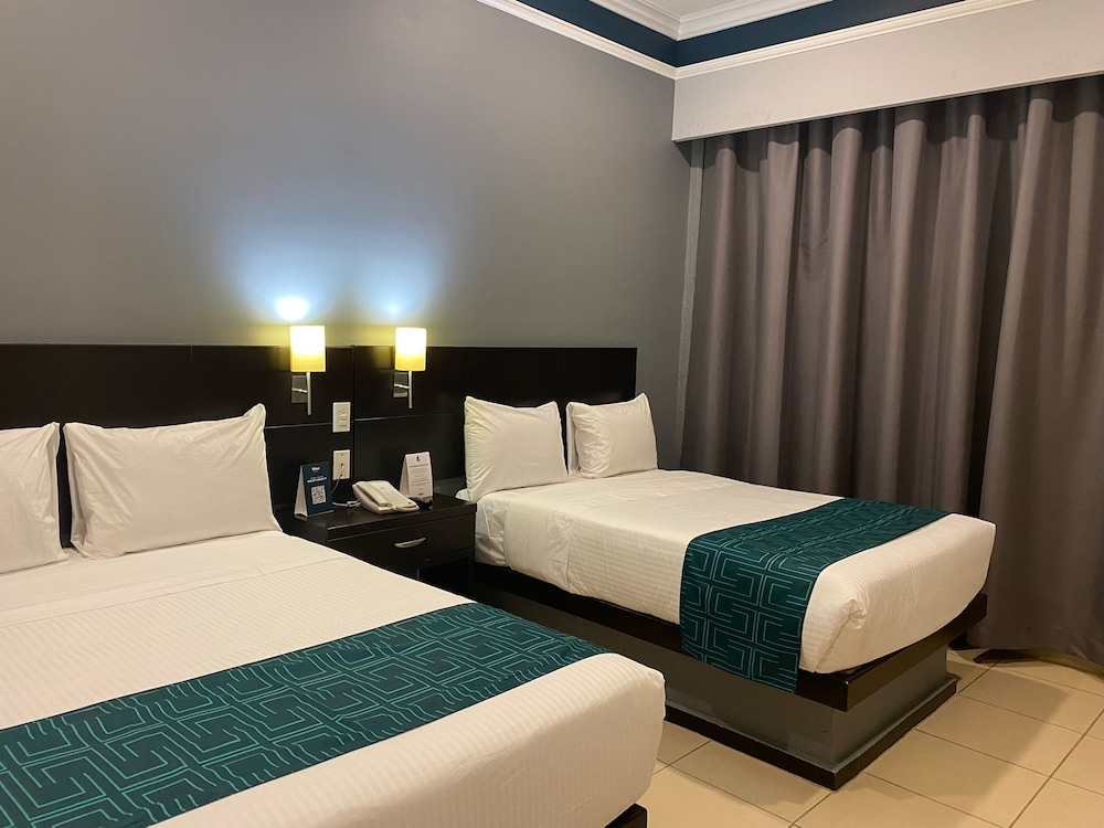 GAMMA BY FIESTA INN LEON 11/52