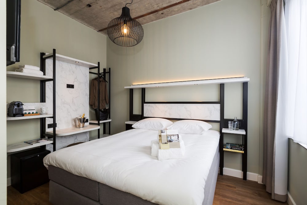 Boutique Hotel Lumiere 5/28