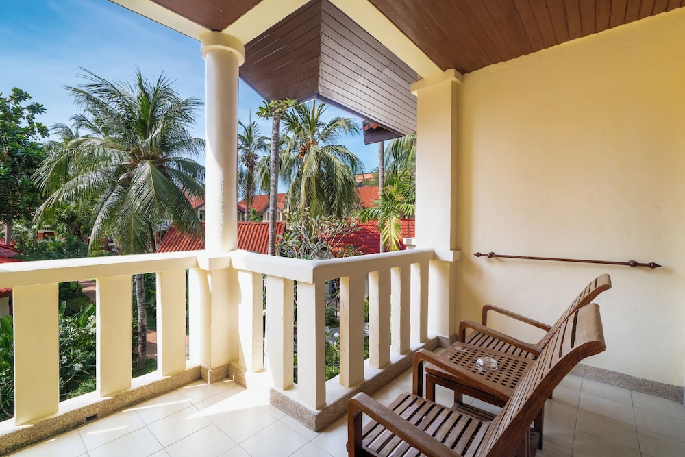 Phuket Leelavadee Hua Ting Resort 23/50