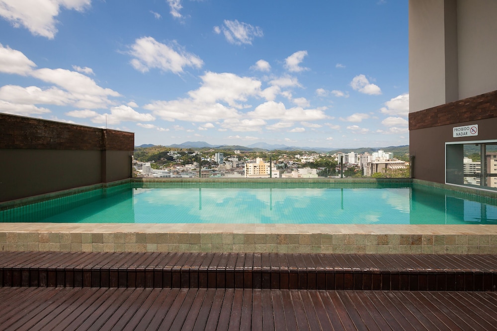 Tri Hotel Executive Brusque 15/33