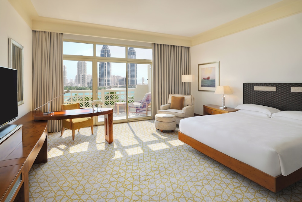 Grand Hyatt Doha Hotel and Villas 16/65