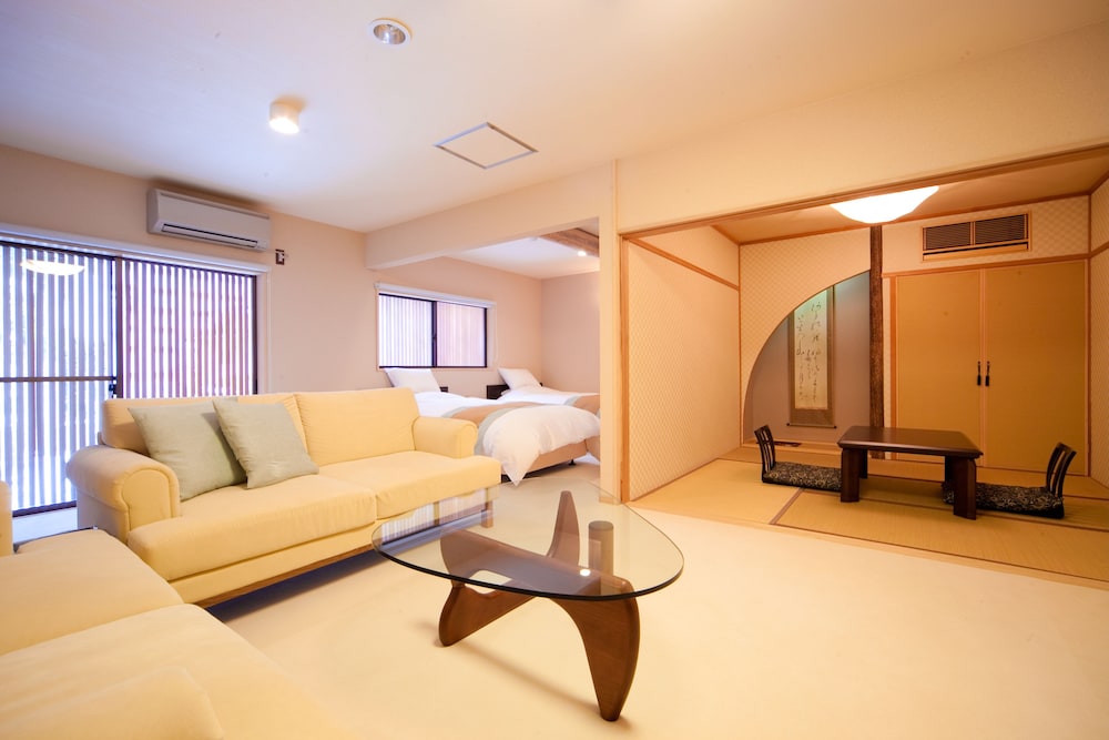 Kappo Ryokan Kannawa Bettei 23/24