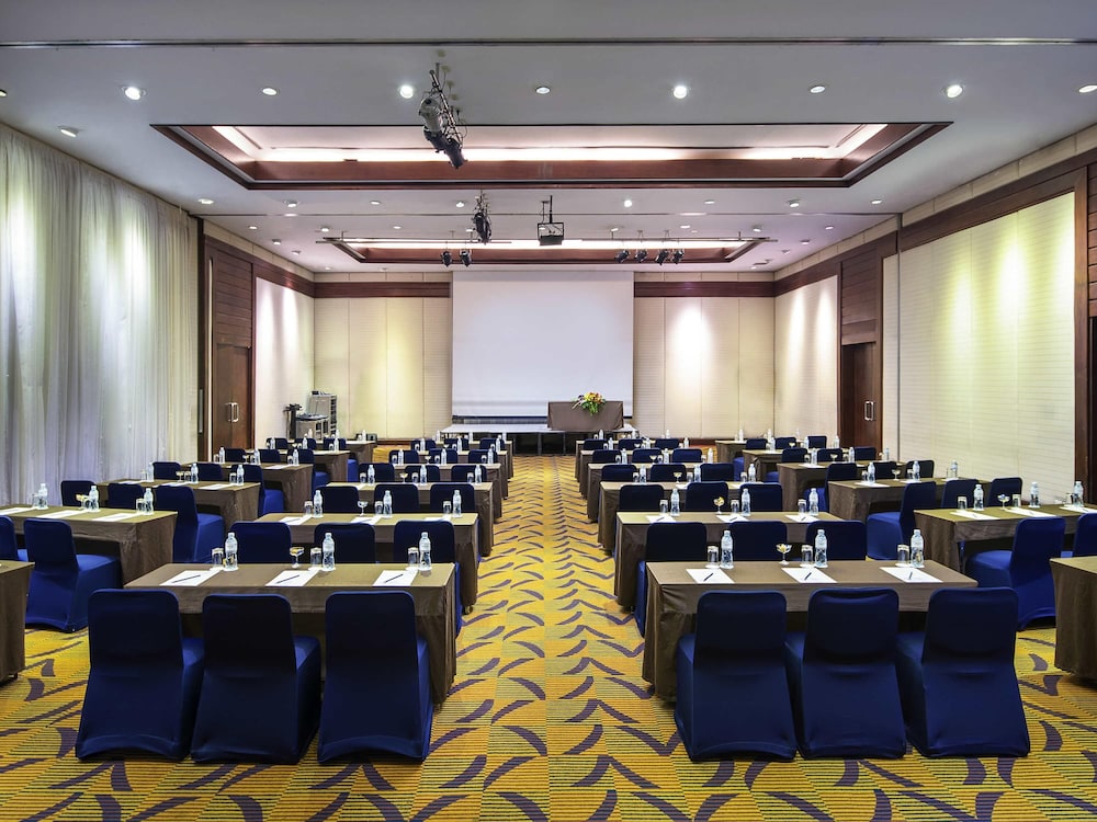 Novotel Bangkok Bangna 62/74