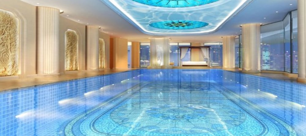 Wanda Reign Wuhan 37/67