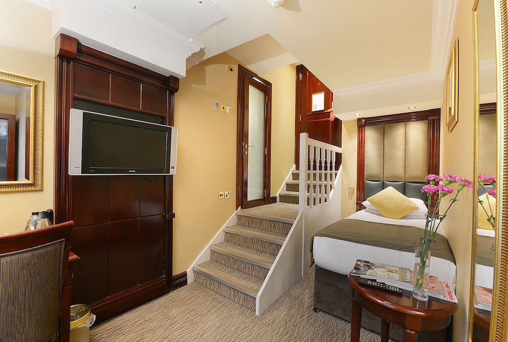 Montcalm Chilworth Townhouse, Paddington 37/50