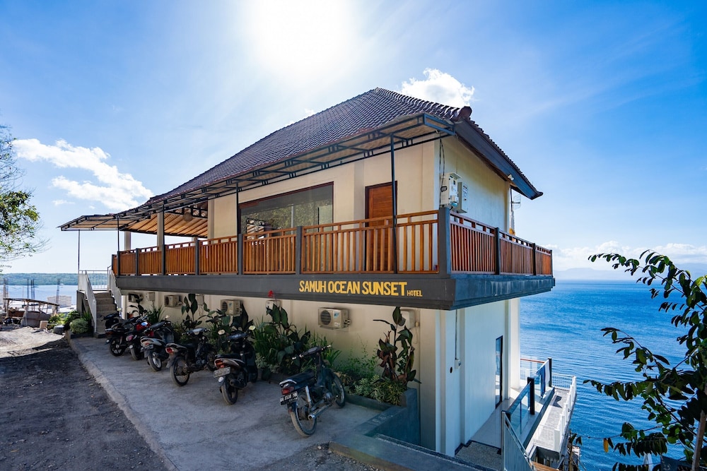 Samuh Ocean Sunset Hotel