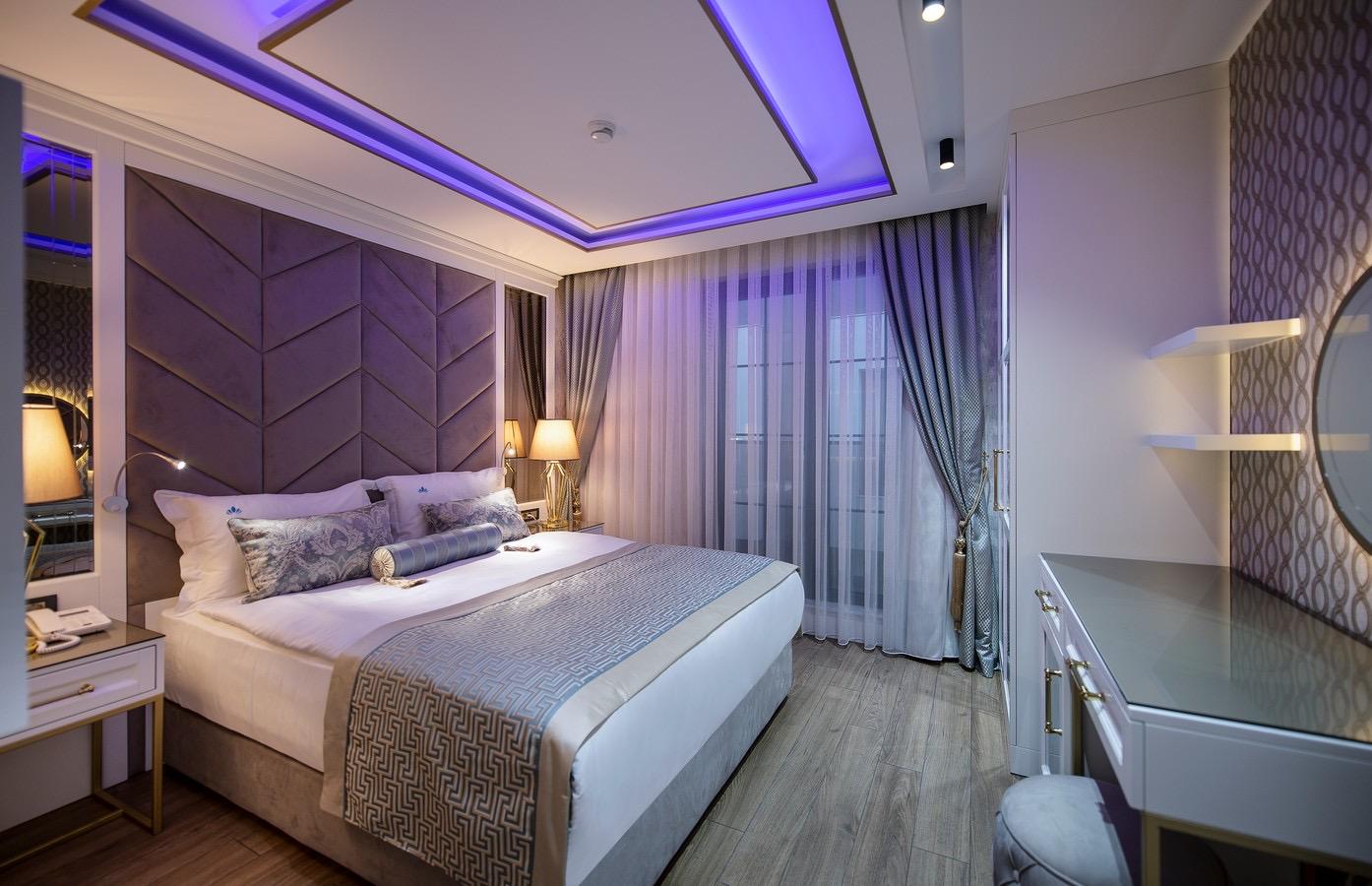Spa, Suite, King Bed, Queen Bed, 2 Sofa