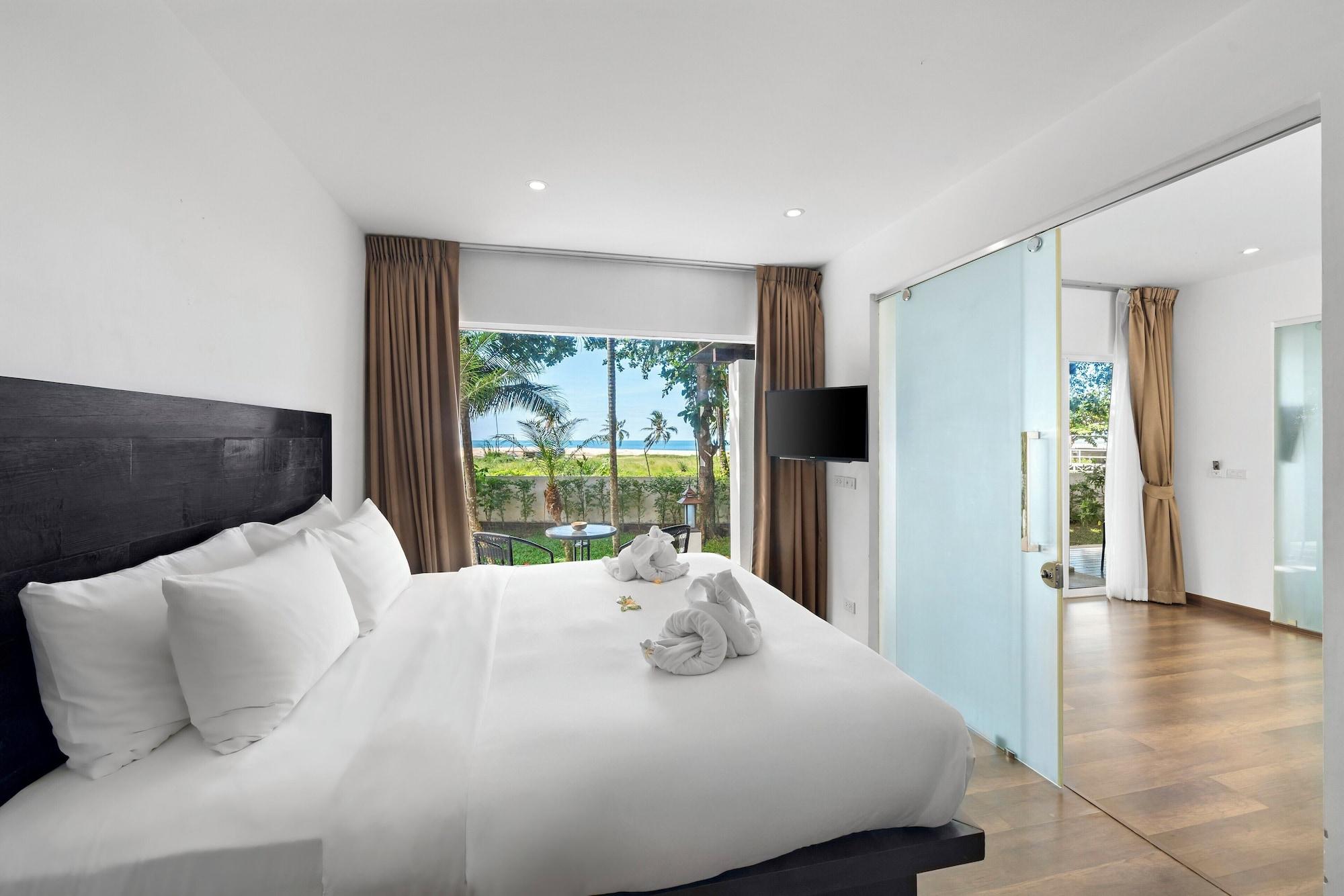 غرفة ديلوكس بإطلالة على البحر بغرفتي نوم بجاكوزي، Zara Resort (ex The Privilege Hotel Ezra Royal Beach) 2/7