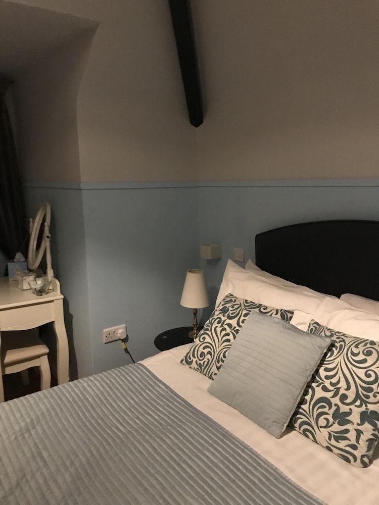 The Aldwick Bed and Breakfast 4/22
