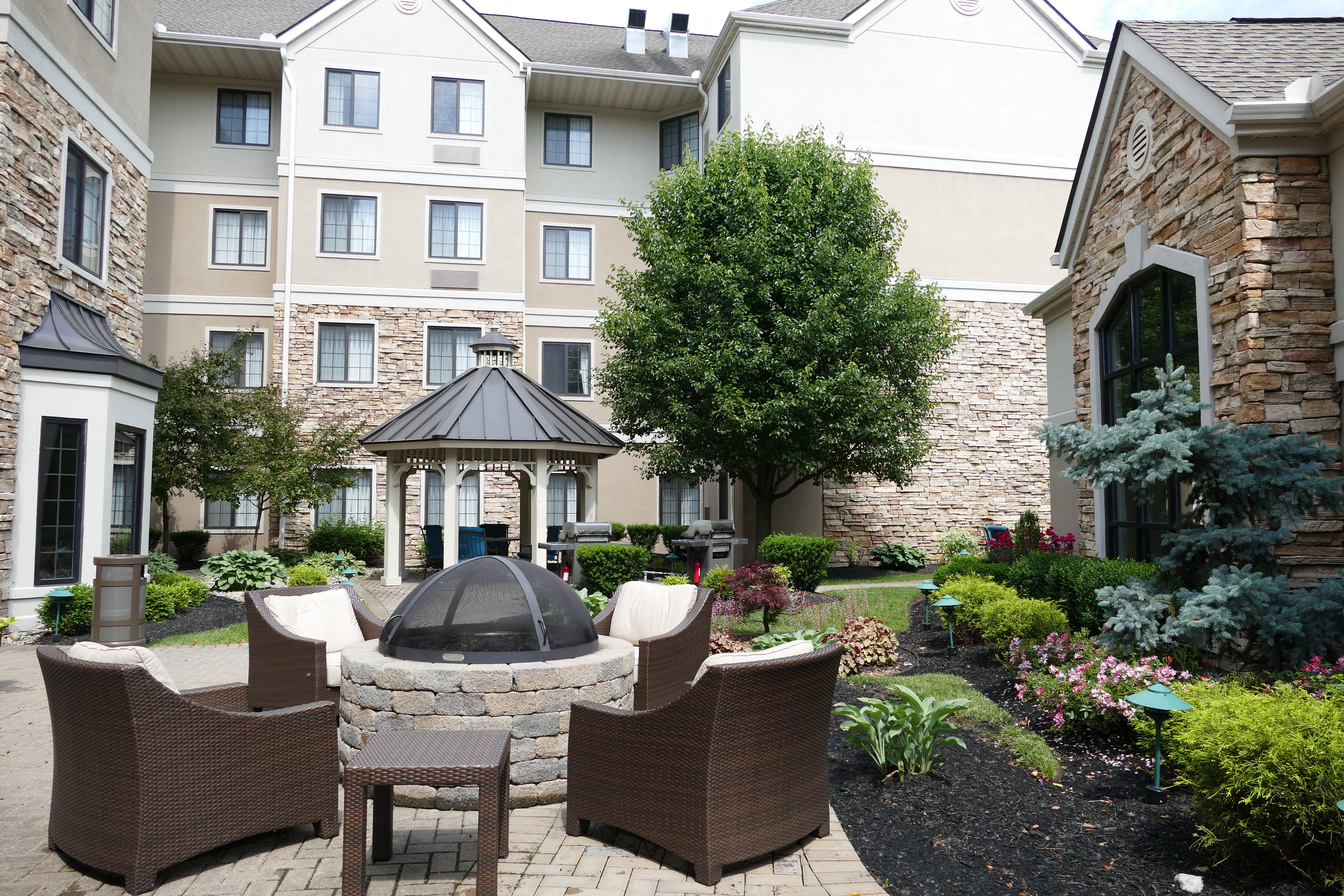Staybridge Suites Cincinnati North Oh 49/69