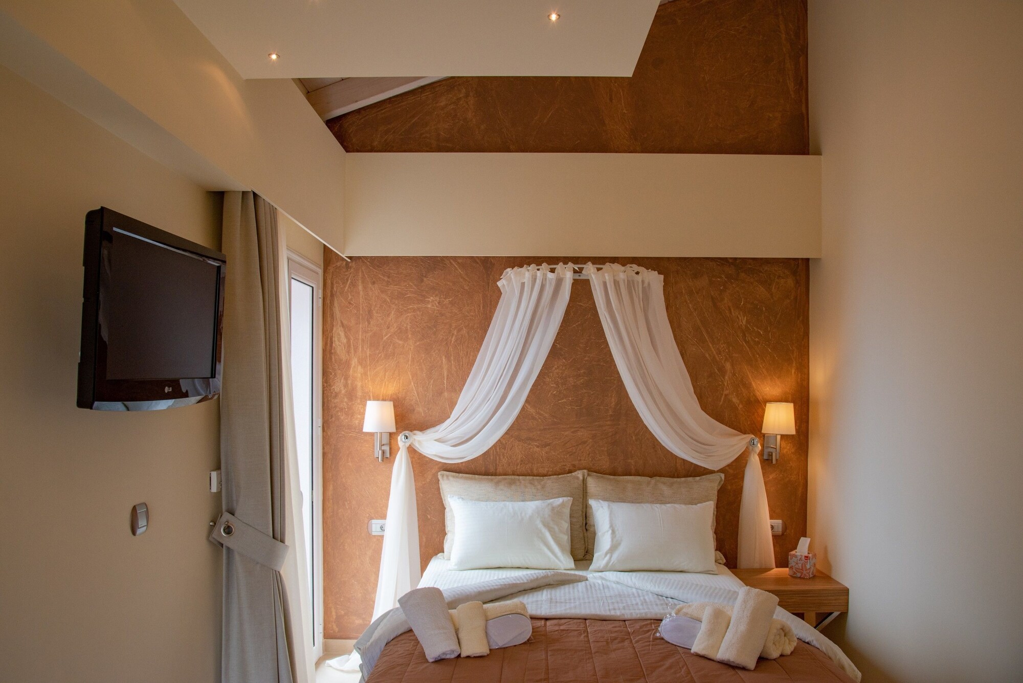 DESIGN, QUEEN BED, SEA VIEW