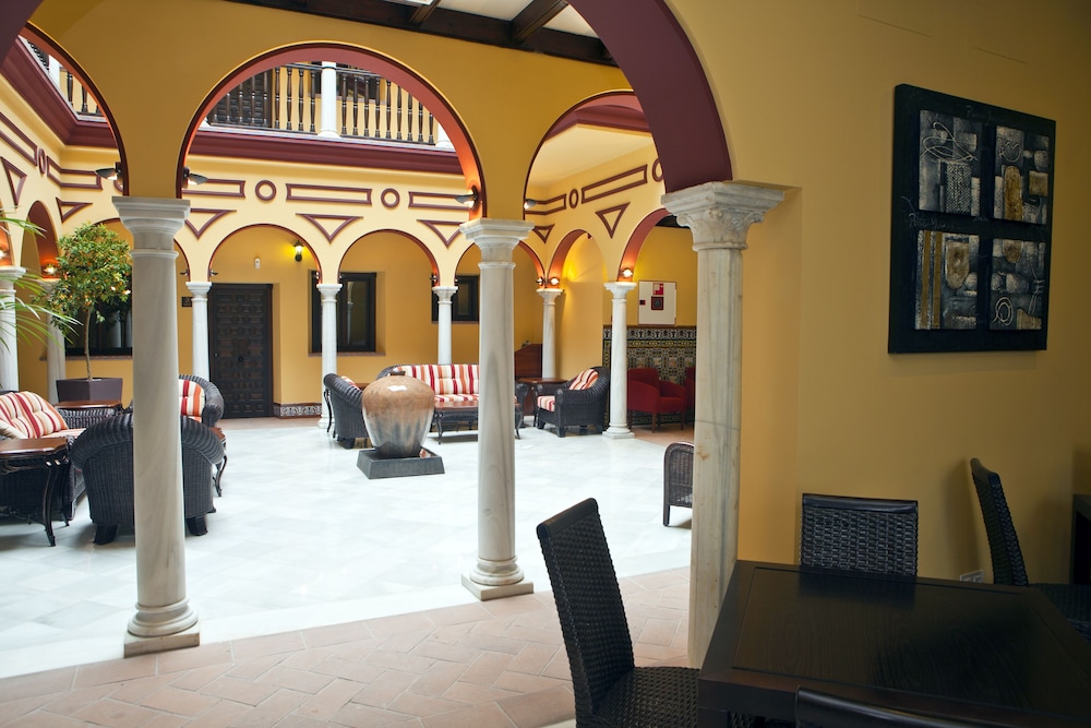 Itaca Sevilla 2/33