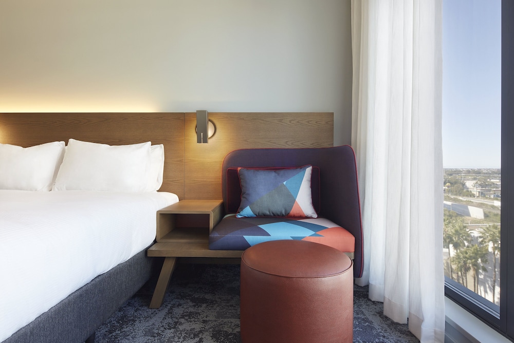 Holiday Inn Express Sydney Airport 24/59