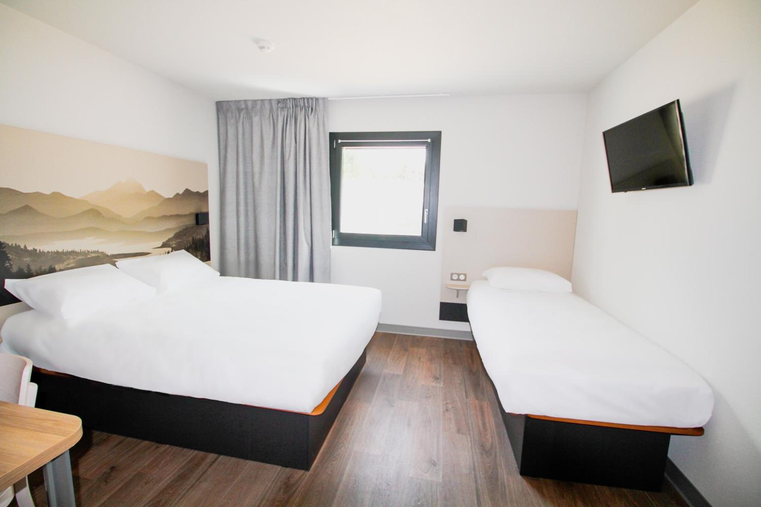غرفة ثلاثية، B&B HOTEL Aix-les-Bains 2/10