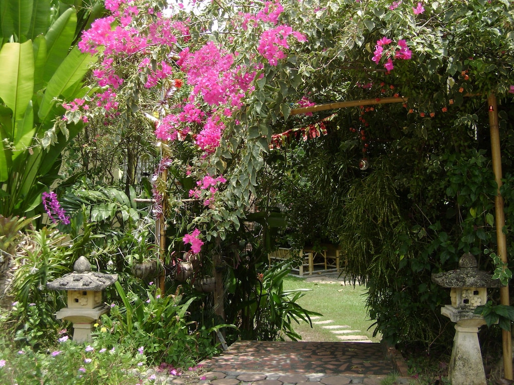 Chez Charly Bungalow 57/63