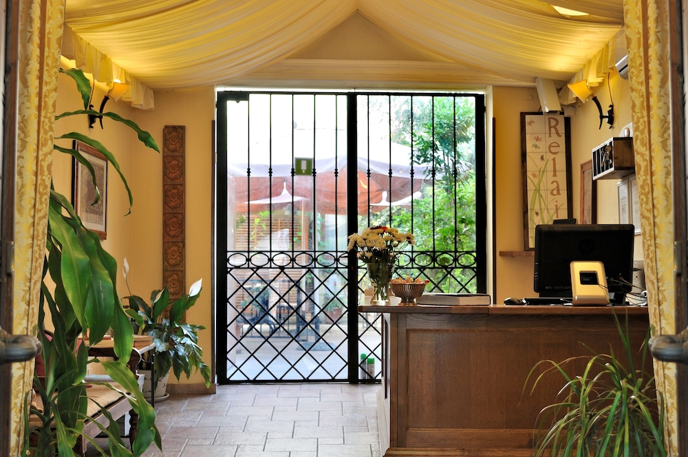 Relais Le Clarisse A Trastevere 2/78