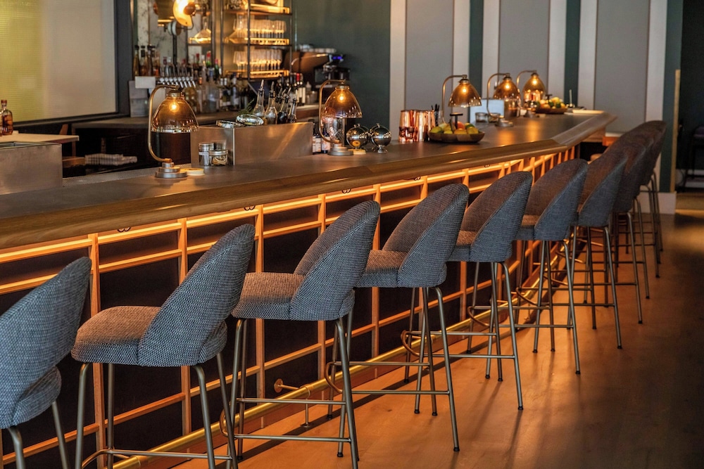 Hutton Hotel Nashville 38/48