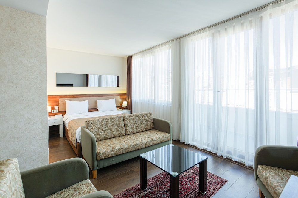 Peninsula Galata Boutique Hotel 56/81