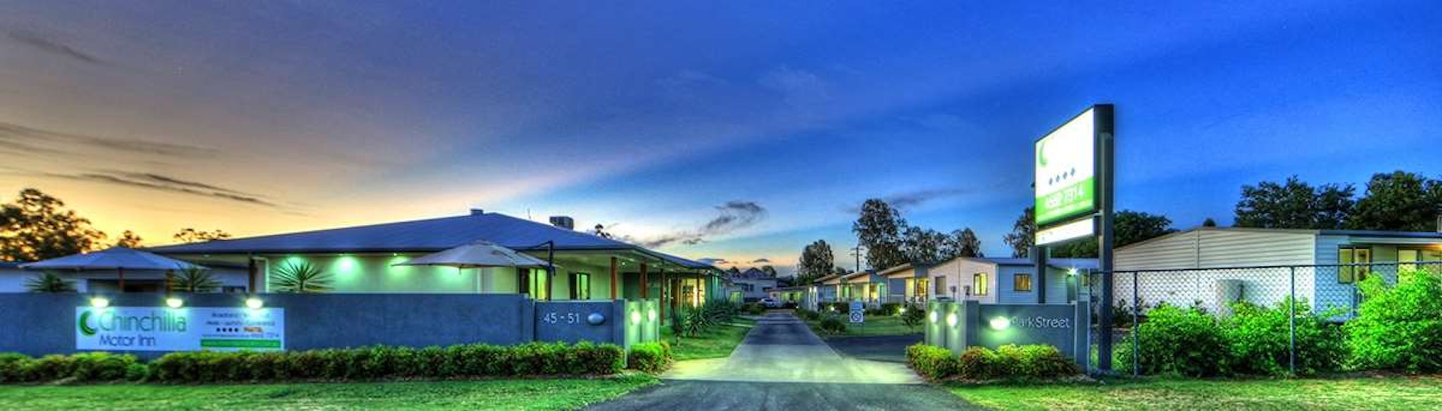 CHINCHILLA MOTOR INN 3/10