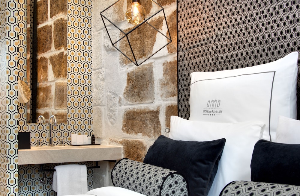Boutique Hotel des Remparts 12/50