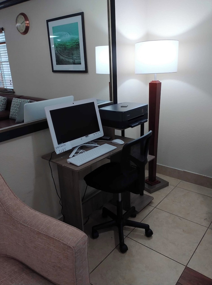 Candlewood Suites Houston Medical Center 59/72